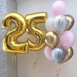 Фонтан из розовых, белых и золотых хром шаров с цифрой 25