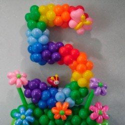Цифра из шаров 5 разноцветная с цветами
