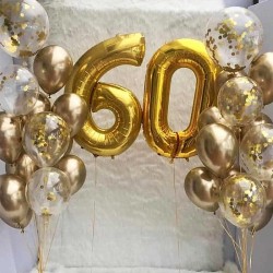 Композиция из воздушных золотых хром шаров с цифрой 60