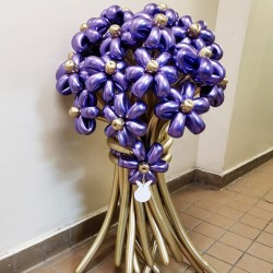 Букет фиолетово-золотых ромашек (хромированные шары)