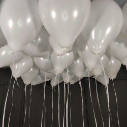 Воздушные шары белые матовые под потолок