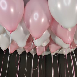 Воздушные белые и розовые шары матовые под потолок