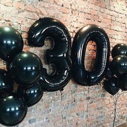 Композиция воздушные шары с цифрой 30 черные