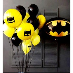 Композиция из желто-черных шаров с кругами и эмблемой Бэтмена