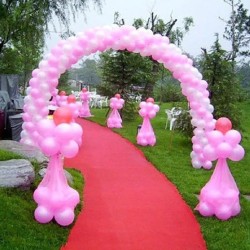 Арка из розовых шаров на свадьбу