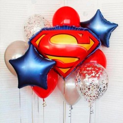 Композиция из красно-серебряных шаров с эмблемой Супермена
