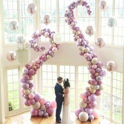 Фотозона из шаров на свадьбу Love Story
