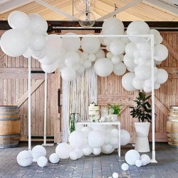 Фотозона из шаров на свадьбу Кружево