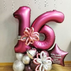 Цифра 16 из розовых шаров