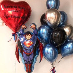 Композиция из хром шаров с Суперменом и большим сердцем
