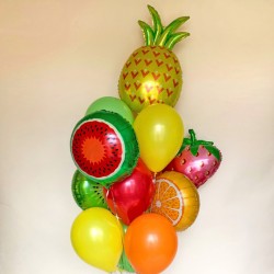 Фонтан из шаров ассорти с шарами фруктами и Ананасом