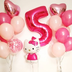 Композиция из розовых и фуксия шаров с Hello Kitty и цифрой 5