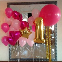Композиция на 1 годик с большим розовым шаром