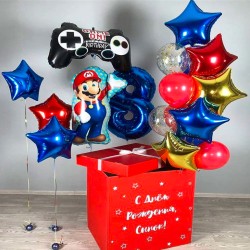 Коробка с шарами, фигурой Марио и фольгированными звездами
