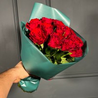 Букет из 15 красных роз 40 см