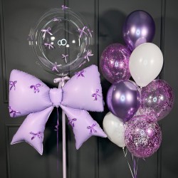 Сет из белых и сиреневых шаров с бантом и кристальным шаром
